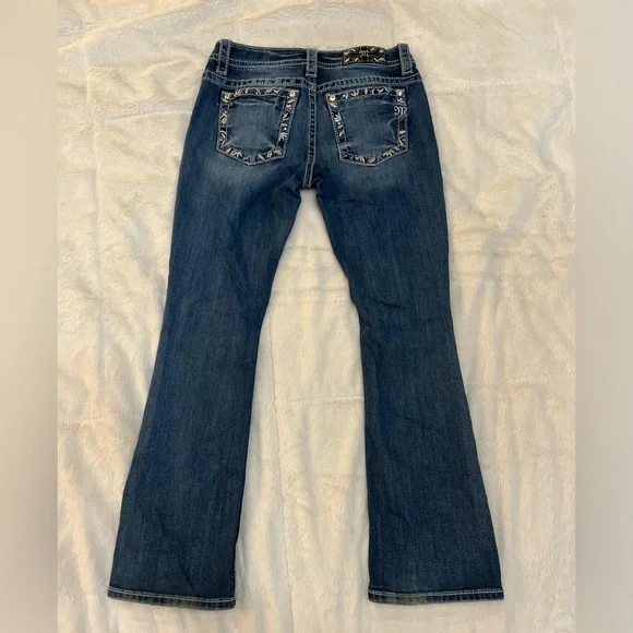 ✨ Miss Me Jeans - Bootcut - Size 28 - Picture 5 of 6